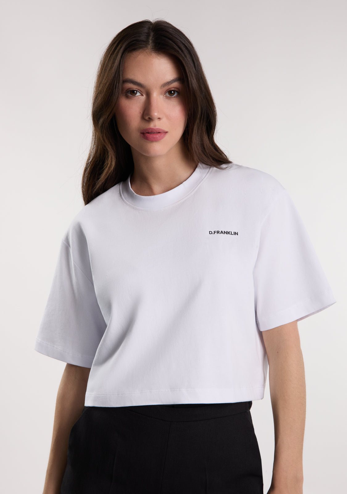 Origins Cropped T-Shirt White / Black