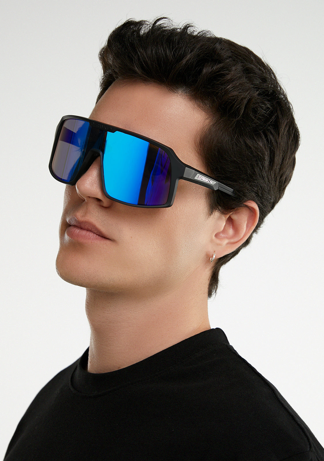 Wind Sports Sunglasses Black Blue D.Franklin