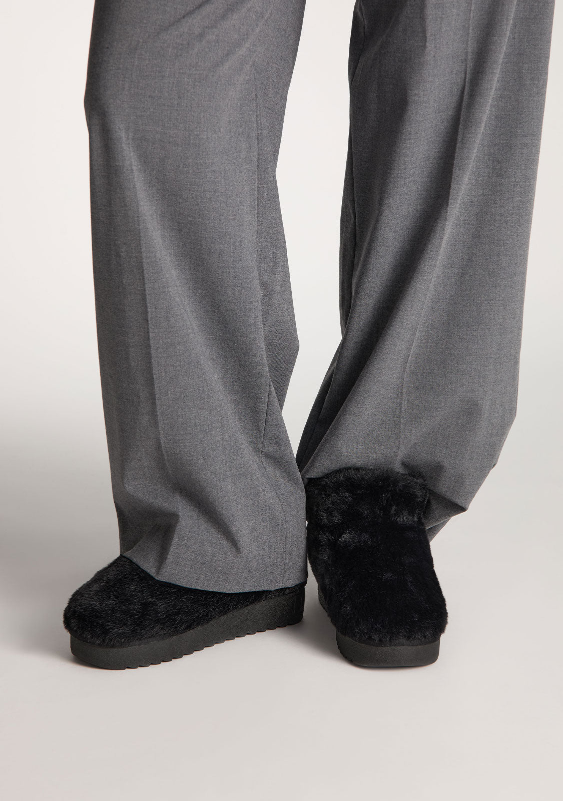Nordic Full Fur Black