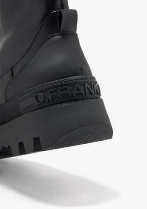 All Track Zip Black