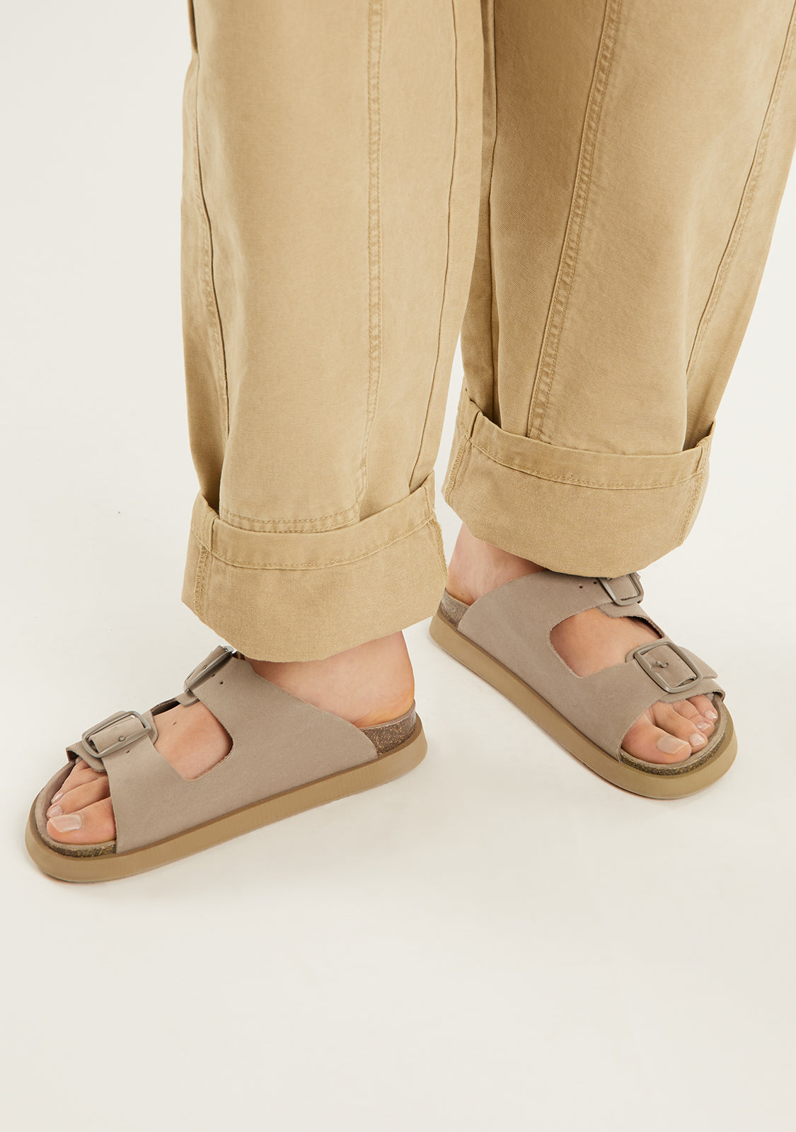 Vibe Sandals Buckle Taupe