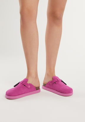 Vibe Clog Buckle Fuchsia