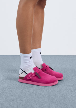 Vibe Clog Buckle Fuchsia
