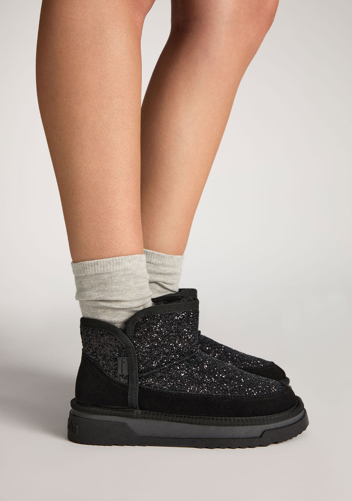 Atlas Glitter Black / Black