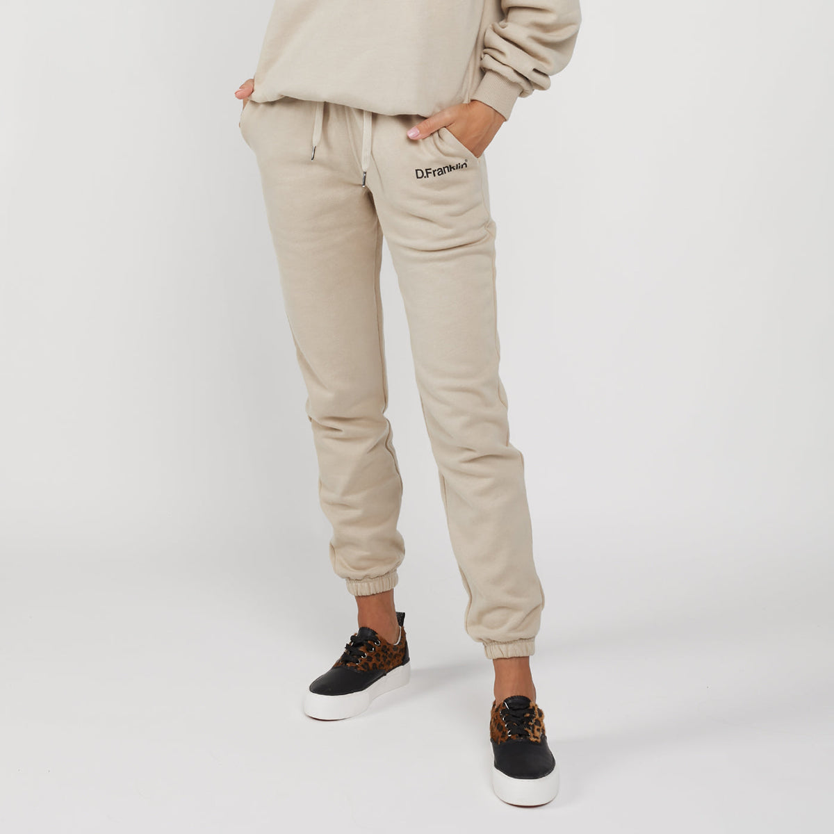 Basic Lounge Jogger Beige